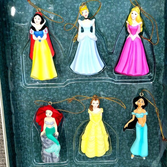 Disney's Princess Collection Storybook Ornament Set, Belle, Jasmine, Cinderella - Picture 2 of 3